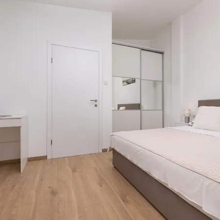 Apartman Danica By El-pi Tours *