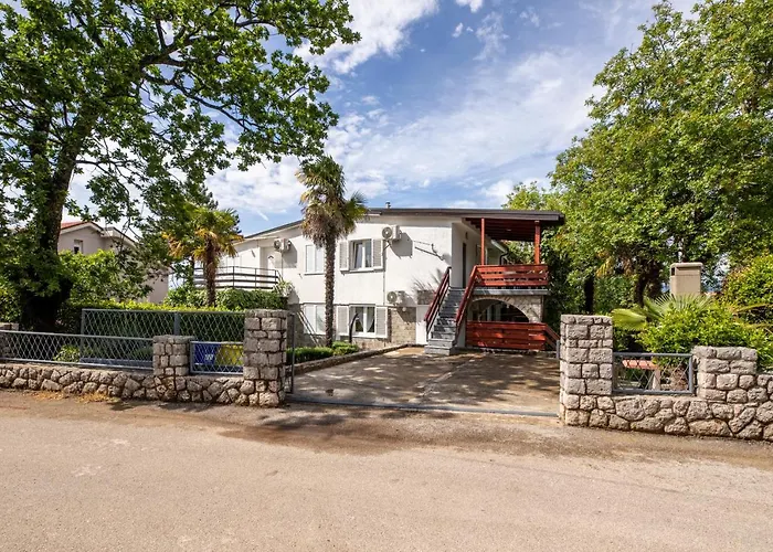 Danica By El-pi Tours Apartamento Njivice