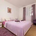 Appartement Danica By El-pi Tours Njivice