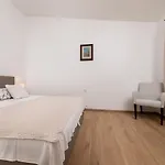 Danica By El-pi Tours Appartement *