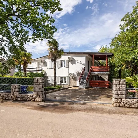 Danica By El-pi Tours Apartament Njivice