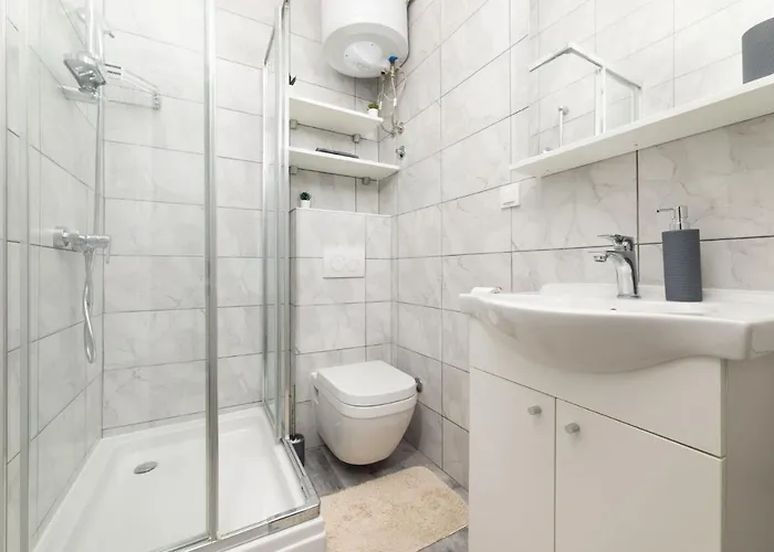 Apartament Danica By El-pi Tours Njivice